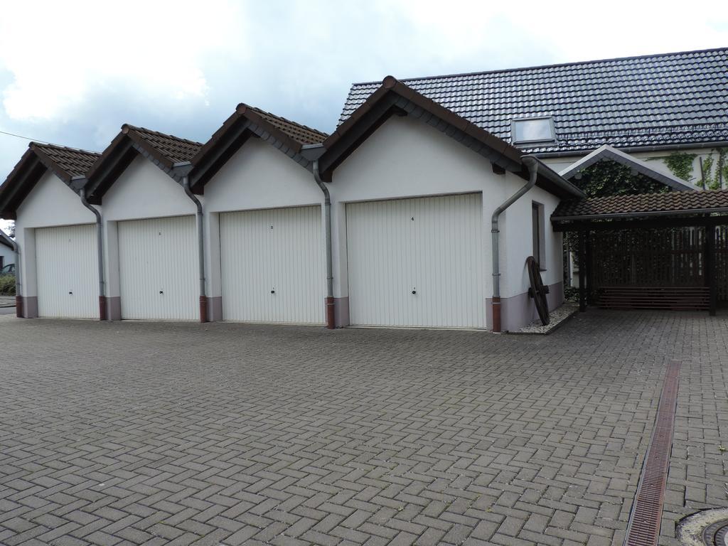 Gasthaus Weber Wiesemscheid ภายนอก รูปภาพ