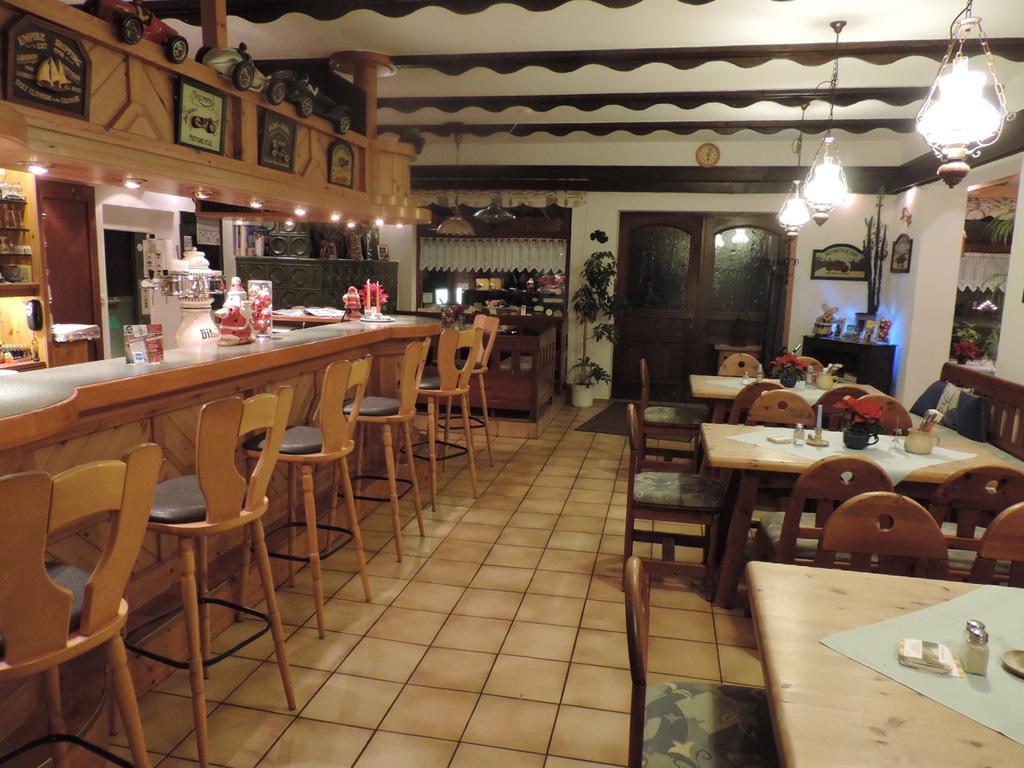 Gasthaus Weber Wiesemscheid ภายนอก รูปภาพ