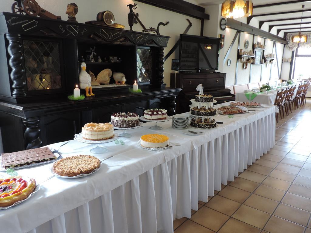 Gasthaus Weber Wiesemscheid ภายนอก รูปภาพ
